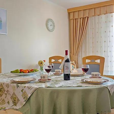 Lidia In - Nord-dalmatien 4* Zára