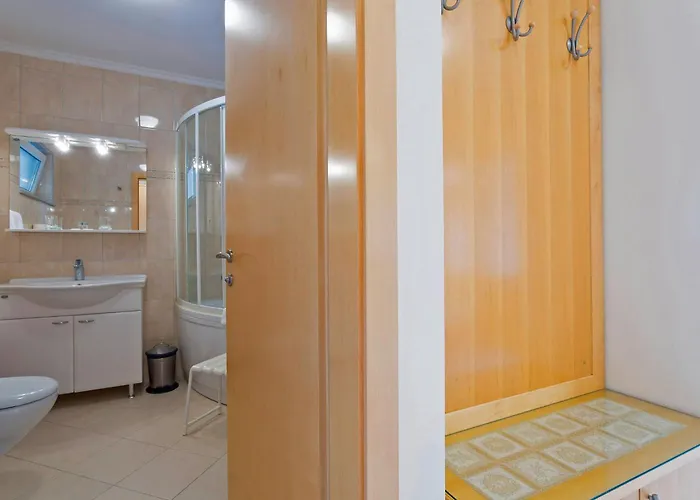 Гостевой дом Lidia In - Nord-dalmatien Задар