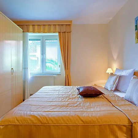 ゲストハウス Lidia In - Nord-dalmatien 4*