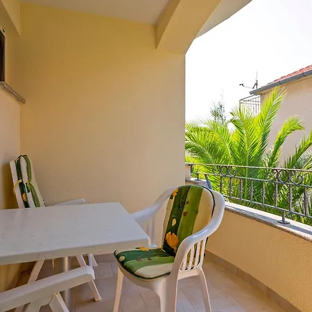 ゲストハウス Lidia In - Nord-dalmatien 4*