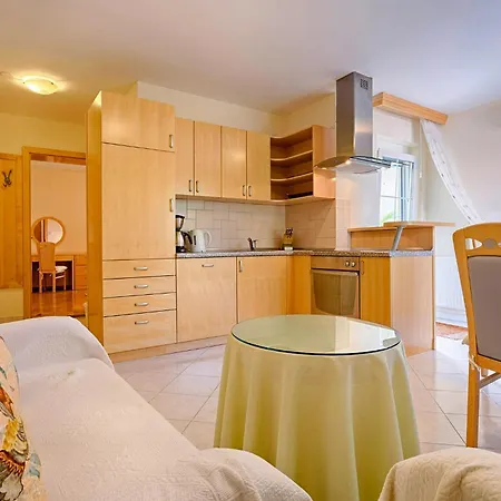 Lidia In - Nord-dalmatien ゲストハウス